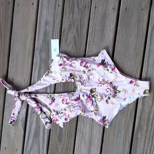 NWT  Floral Halter back swimsuit size M